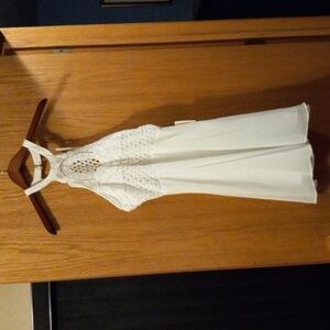 Womens lulus dress Crochet look top lightweight lined bottom 34 long sleeveless